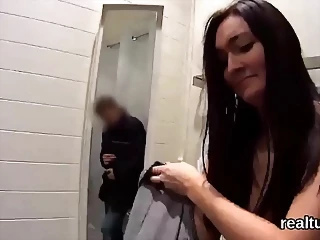 Hardcore Pussy Fuck And Anal In The Bathroom For Teasing And Taunting